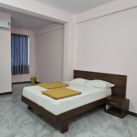 Golden Palace Residency Belagula Екстериор снимка